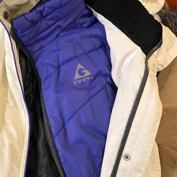 White Ski Jacket - Size Small - Picture 3 of 6